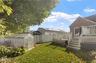 18 Lyman Ave, Johnston, RI 02919 - Photo 24