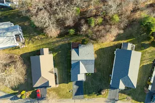 24 Cambridge Cir, Smithfield, RI 02917 - Photo 32