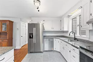 135 Ross Hill Rd, Charlestown, RI 02813 - Photo 18