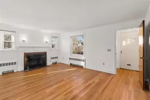 84 Intervale Rd, Cranston, RI 02910 - Photo 6