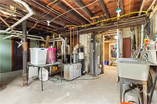 314 Columbus Ave, Pawtucket, RI 02861 - Photo 32