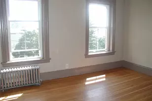 100 Bowen St, Providence, RI 02906 - Photo 6