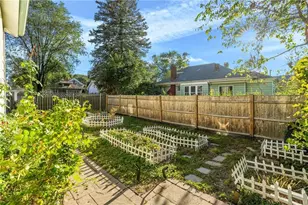 36 Mt Hope Ave, Providence, RI 02906 - Photo 44