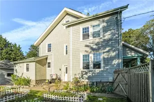36 Mt Hope Ave, Providence, RI 02906 - Photo 46