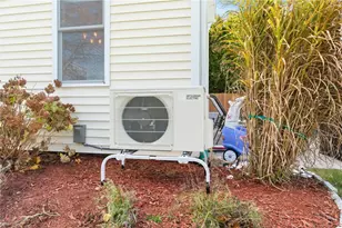 128 Rodman St, South Kingstown, RI 02879 - Photo 34