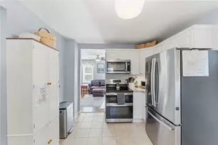 128 Rodman St, South Kingstown, RI 02879 - Photo 12