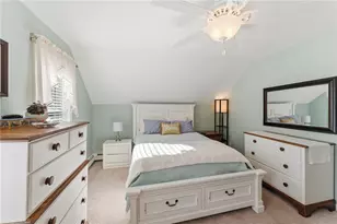 128 Rodman St, South Kingstown, RI 02879 - Photo 24