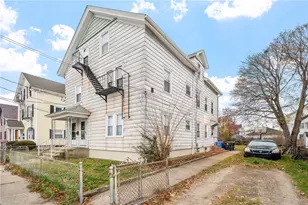 13 Elizabeth St, Cumberland, RI 02864 - Photo 2