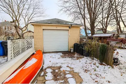 28 Sylvan Avenue, Cranston, RI 02905 - Photo 4