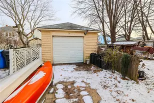 28 Sylvan Ave, Cranston, RI 02905 - Photo 4