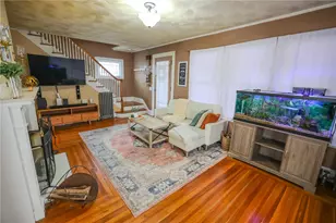 28 Sylvan Ave, Cranston, RI 02905 - Photo 6