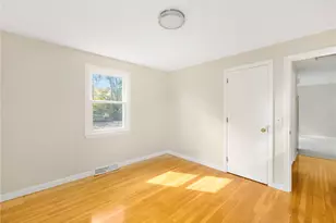 620 Dry Bridge Rd, North Kingstown, RI 02852 - Photo 10