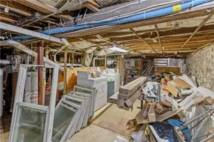 130 E School St, Woonsocket, RI 02895 - Photo 32