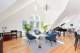 72 Ledge Rd, Jamestown, RI 02835 - Photo 4