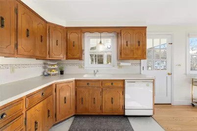 46 Arrowhead Drive, Tiverton, RI 02878 - Photo 12