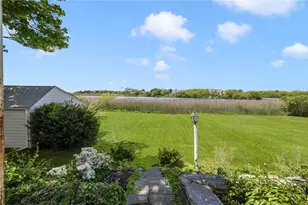 10 Casey Ct, Newport, RI 02840 - Photo 32