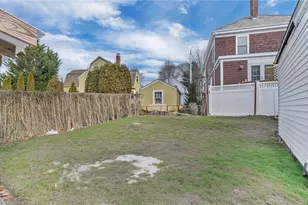 19 Greene Ln, Newport, RI 02840 - Photo 18