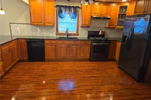 40 Camac St, Pawtucket, RI 02861 - Photo 4