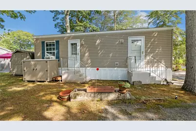 529 Forest Park, Middletown, RI 02842 - Photo 2