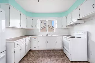 60 Fraser St, East Providence, RI 02914 - Photo 2