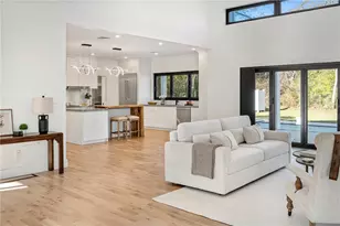 19 Castle Rd, Narragansett, RI 02882 - Photo 10