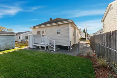 10 Woburn Street, Cranston, RI 02910 - Photo 46