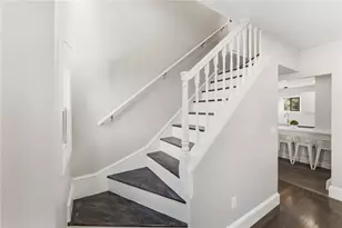 10 Woburn St, Cranston, RI 02910 - Photo 26