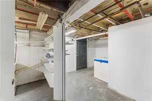 10 Woburn St, Cranston, RI 02910 - Photo 42