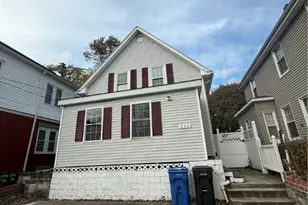 243 Bay View Ave, Cranston, RI 02905 - Photo 2