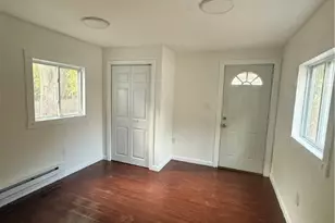 243 Bay View Ave, Cranston, RI 02905 - Photo 10