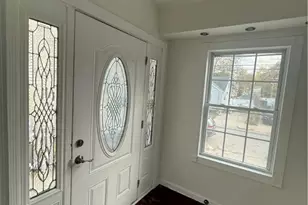 243 Bay View Ave, Cranston, RI 02905 - Photo 4