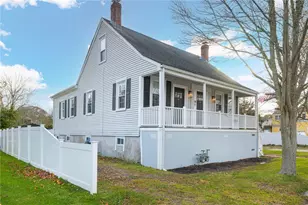 38 Collins St, Bristol, RI 02809 - Photo 14