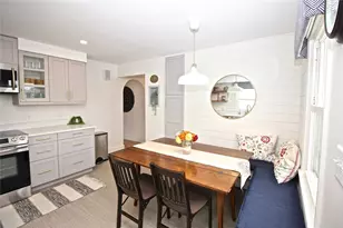 139 Coggeshall Ave, Newport, RI 02840 - Photo 14