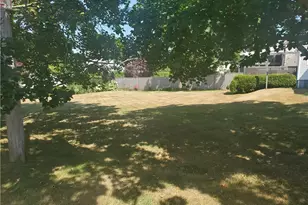 139 Coggeshall Ave, Newport, RI 02840 - Photo 48