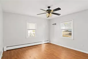 318 Princess Ave, Cranston, RI 02920 - Photo 16