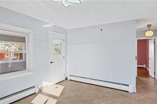 318 Princess Ave, Cranston, RI 02920 - Photo 10