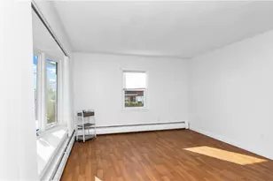 318 Princess Ave, Cranston, RI 02920 - Photo 4