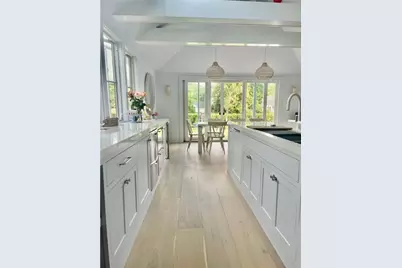 124 Harrison Avenue, Newport, RI 02840 - Photo 12