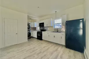 57 Garden St, Pawtucket, RI 02860 - Photo 6