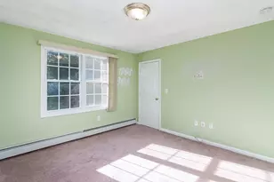 99 Hilltop Dr, Johnston, RI 02919 - Photo 16