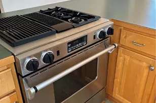 1 Rolfe Square, Cranston, RI 02910 - Photo 8