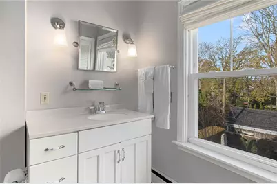 30 Bull Street, Newport, RI 02840 - Photo 26