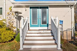 16 Eastman St, Warwick, RI 02886 - Photo 20