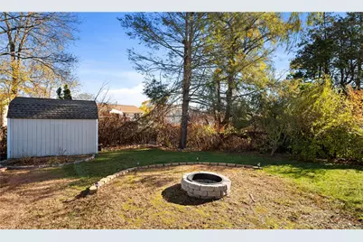 16 Eastman Street, Warwick, RI 02886 - Photo 24