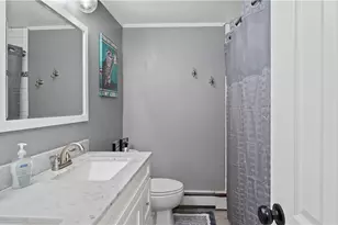 16 Eastman St, Warwick, RI 02886 - Photo 12