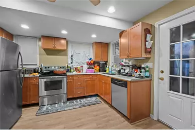 38 Pender Avenue, Warwick, RI 02889 - Photo 14