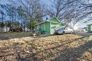 355 Church Ave, Warwick, RI 02889 - Photo 8