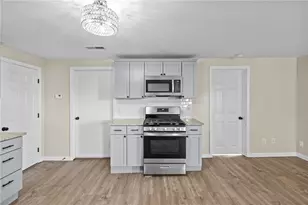 19 Curtis St, Warwick, RI 02889 - Photo 12