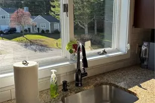 18 Palmer Cir, Hopkinton, RI 02832 - Photo 8