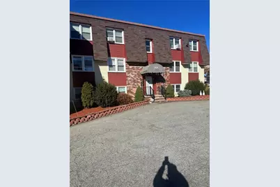 424 Smithfield Avenue #1, Pawtucket, RI 02860 - Photo 1